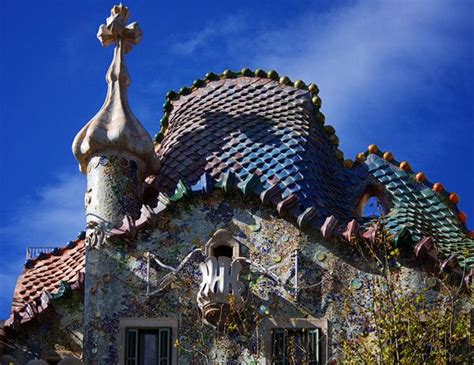 casa batllo dragon roof
